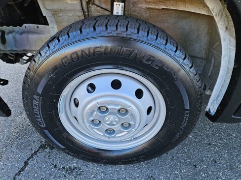 Used 2023 RAM ProMaster 2500 image 8