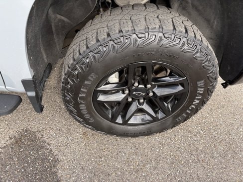 Used 2024 Chevrolet Silverado 1500 LT Trail Boss w/ LT Trail Boss Premium Package image 21