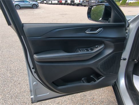 Used 2023 Jeep Grand Cherokee Altitude image 21