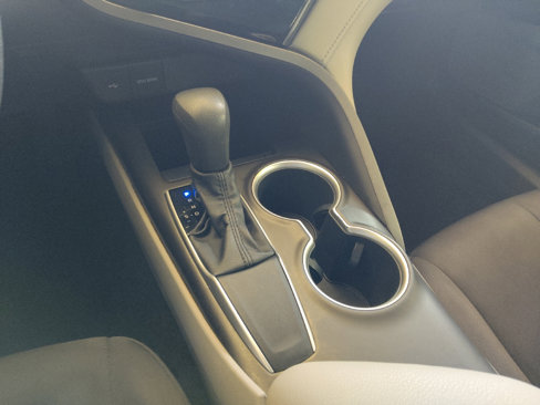 Used 2021 Toyota Camry LE image 26
