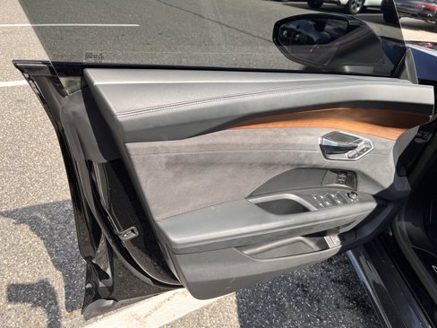 Certified 2023 Audi e-tron GT Prestige w/ Prestige Package image 7