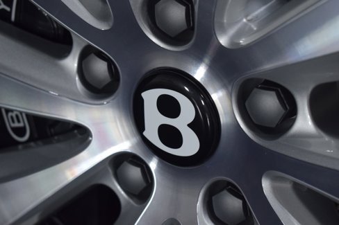 New 2024 Bentley Continental GT Azure image 11