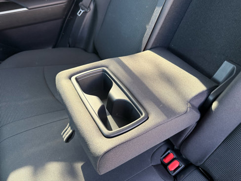 Used 2022 Toyota RAV4 LE image 28