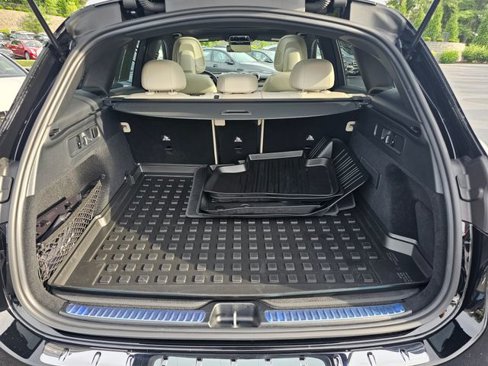 Certified 2025 Mercedes-Benz GLC 300 4MATIC image 11