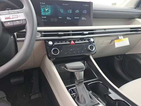 New 2025 Hyundai Tucson SEL image 12