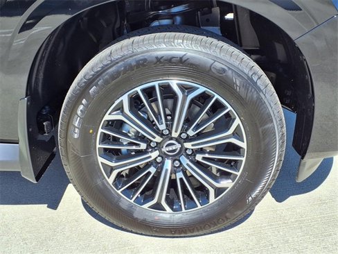 New 2026 Nissan Armada Platinum image 5