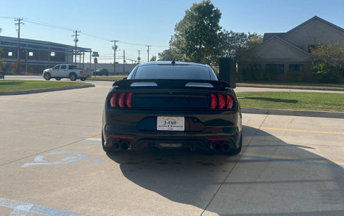 Used 2022 Ford Mustang GT Premium w/ Equipment Group 401A image 7