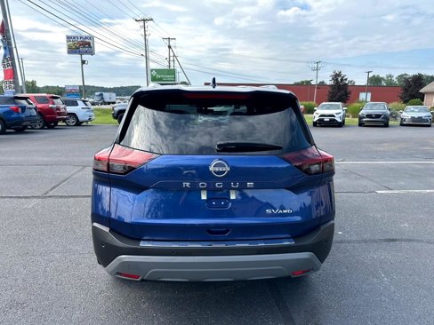 Used 2023 Nissan Rogue SV image 4
