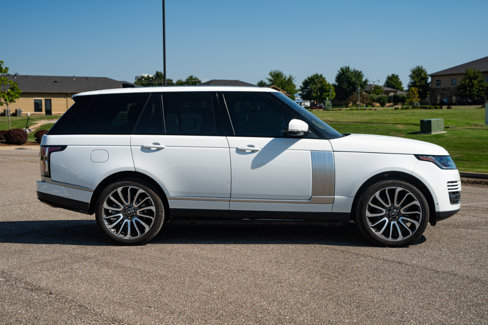 Used 2020 Land Rover Range Rover HSE image 4