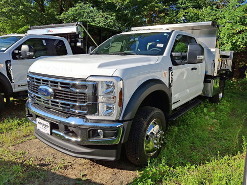 New 2025 Ford F550 4x4 Supercab Super Duty image 1