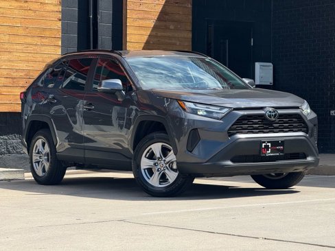 Used 2025 Toyota RAV4 XLE image 6