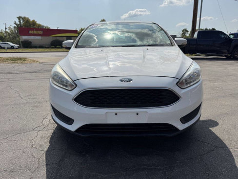 Used 2017 Ford Focus SE w/ Interior Protection Package image 2