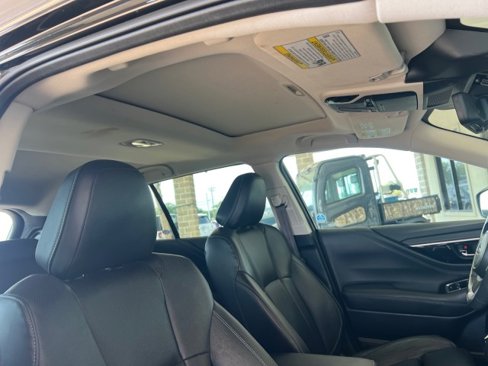 Used 2023 Subaru Outback Touring image 27