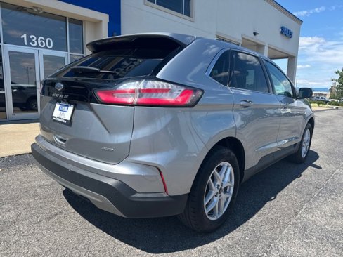 Used 2024 Ford Edge SEL image 16