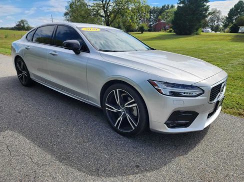 Used 2020 Volvo S90 T6 R-Design image 4