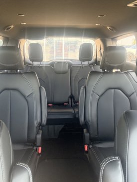 New 2026 Chrysler Pacifica Select image 19