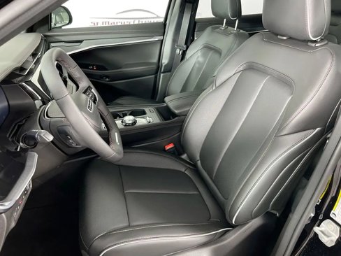 New 2025 Jeep Wagoneer Limited image 23