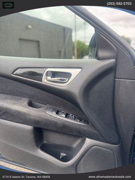 Used 2015 Nissan Pathfinder SV w/ Cargo Package image 13