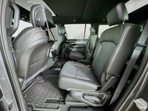 New 2025 Jeep Wagoneer Series II image 29