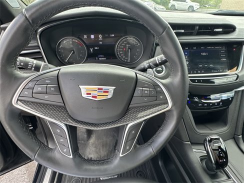 Certified 2024 Cadillac XT5 Sportv image 13