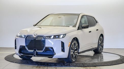 New 2026 BMW iX M70 image 1