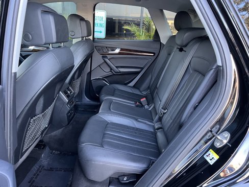 Used 2020 Audi Q5 2.0T Premium Plus w/ Premium Plus Package image 13
