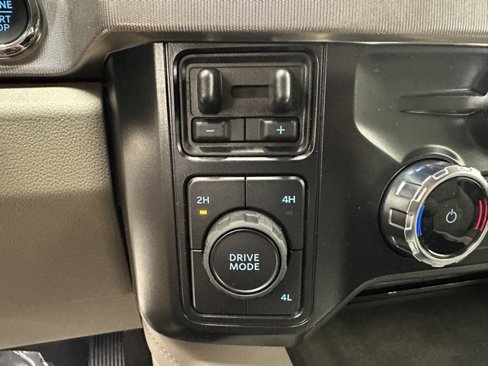 New 2026 Ford F350 Platinum image 37