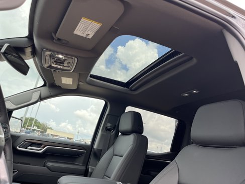 New 2025 GMC Sierra 1500 SLT w/ SLT Premium Plus Package image 11