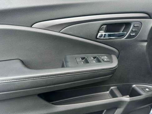 Certified 2023 Honda Ridgeline RTL image 15