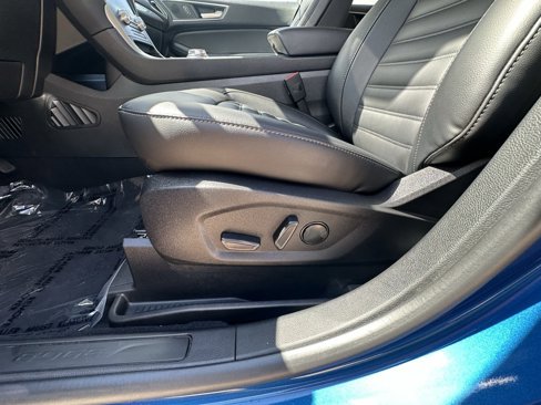 Used 2024 Ford Edge SEL w/ Convenience Package image 24