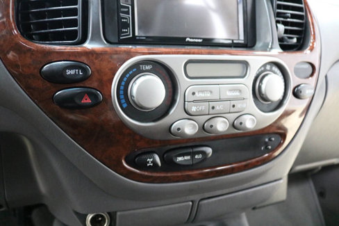 Used 2005 Toyota Sequoia Limited image 33