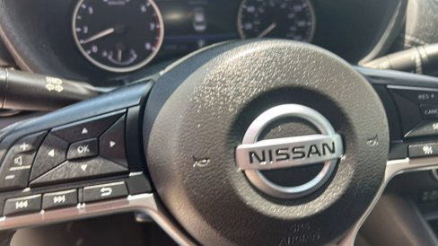Used 2022 Nissan Sentra SV image 12