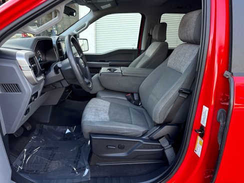 Certified 2023 Ford F150 XLT image 9