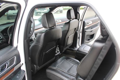 Used 2018 Ford Explorer Platinum image 23