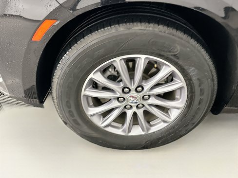 Used 2024 Buick Enclave Premium image 11