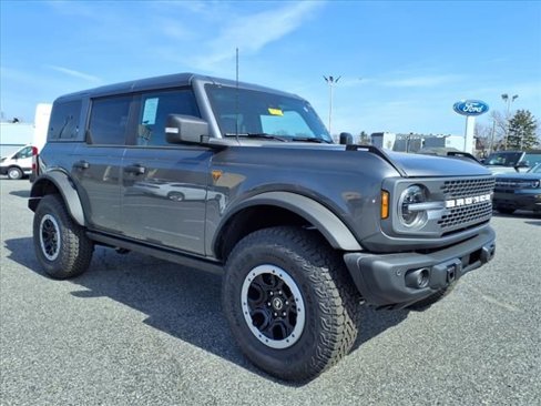 New 2025 Ford Bronco Badlands image 4