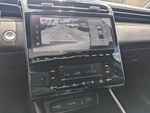 Used 2024 Hyundai Santa Cruz Limited image 24