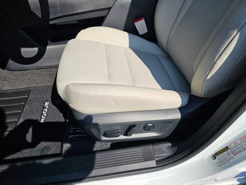 New 2026 Nissan Rogue SV image 17