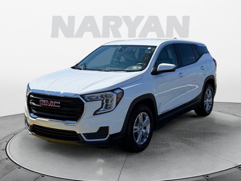Used 2024 GMC Terrain SLE image 4