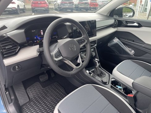 New 2025 Volkswagen Taos S image 13