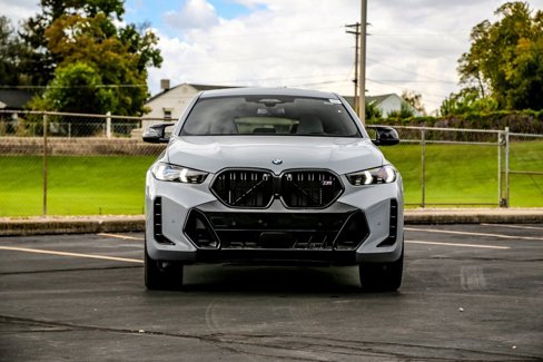 New 2026 BMW X6 M60i image 8