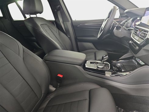 New 2025 BMW X4 M40i image 10