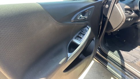 Used 2020 Chevrolet Malibu LS image 11