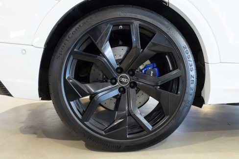 Used 2023 Audi RS Q8 w/ Black Optic Package image 29