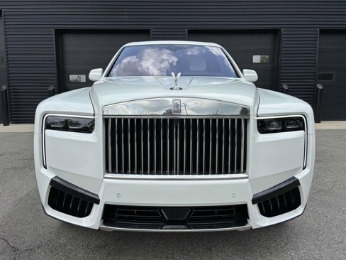 New 2025 Rolls-Royce Cullinan image 5