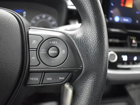 Used 2024 Toyota Corolla LE image 22