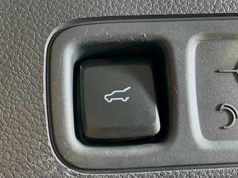 Used 2024 Ford Expedition Limited image 32