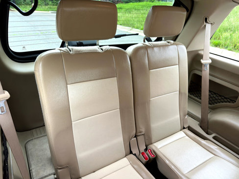 Used 2010 Ford Explorer Eddie Bauer image 15