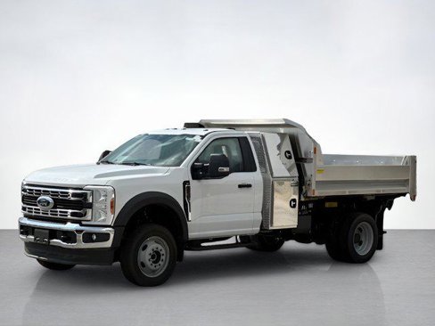 New 2025 Ford F550 4x4 Regular Cab Super Duty image 7
