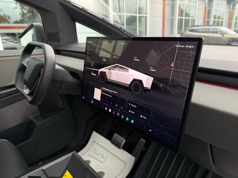 Used 2024 Tesla Cybertruck AWD Crew Cab image 24